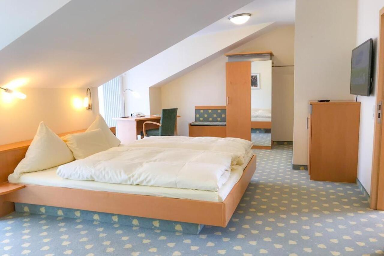 Hanau Hotel Birkenhof מראה חיצוני תמונה